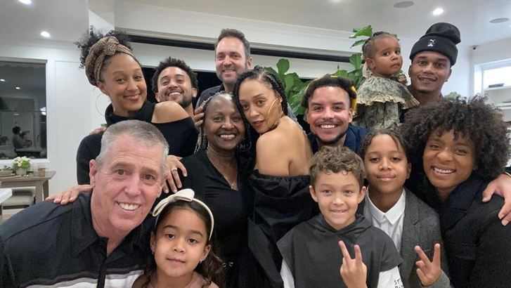 zDarlene Mowry kids and grand kids